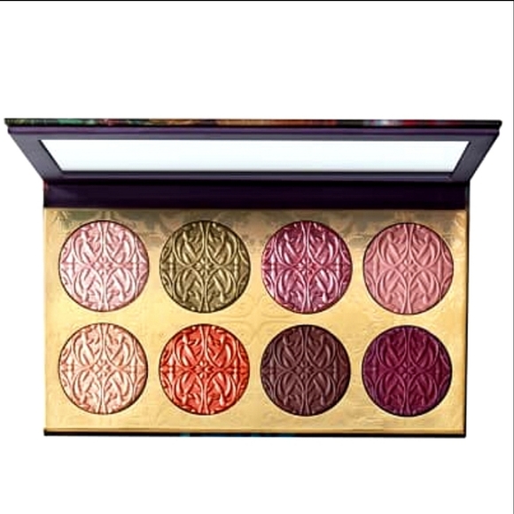 Mac "Feast Your Eyes" Eyeshadow Palette - Picture 7 of 14